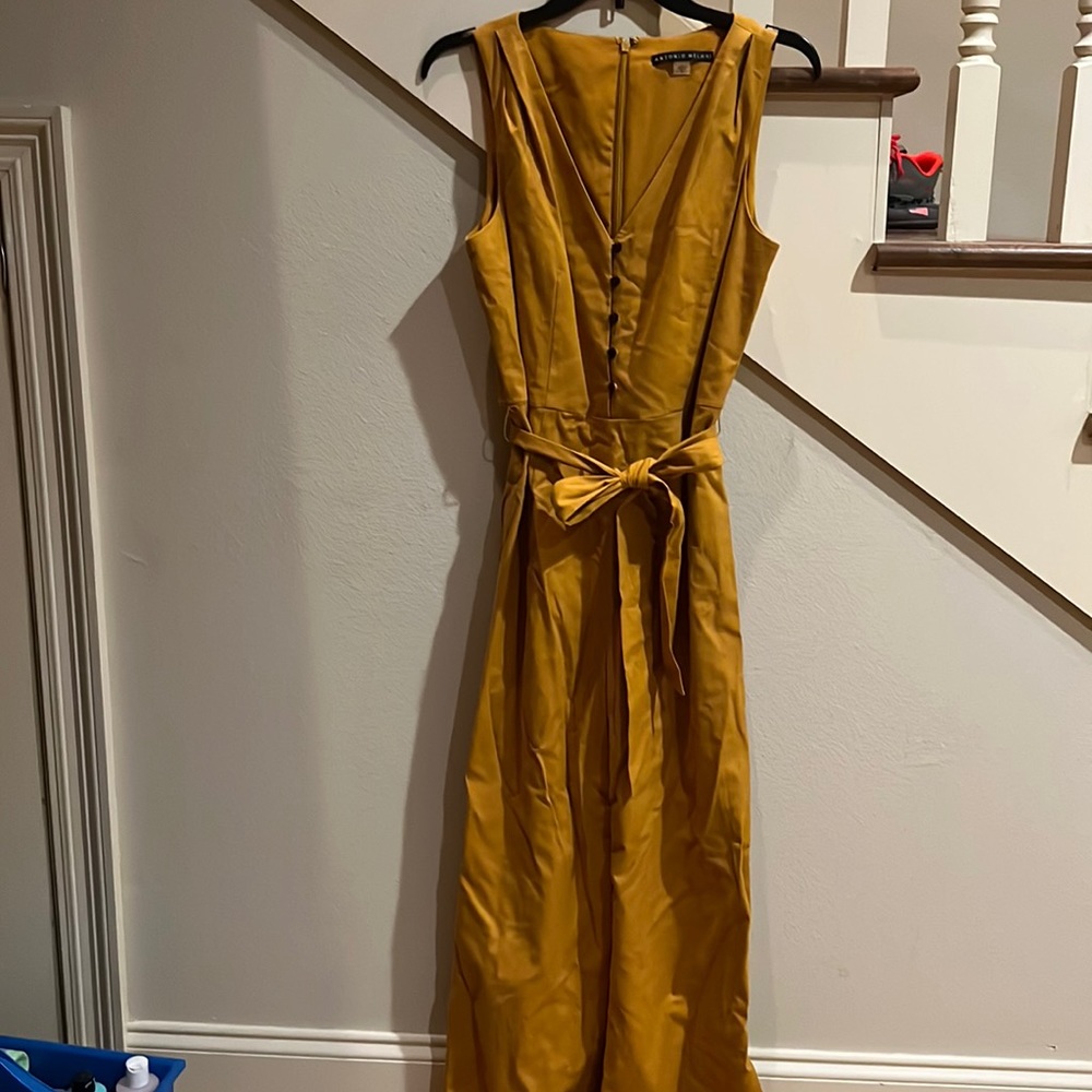 Antonio Melani size 6 wide leg jumpsuit. NWOT